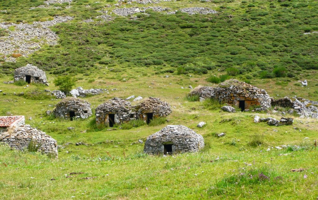 Los corros de la Braña de Sousas - Rutas desde Valle de Lago