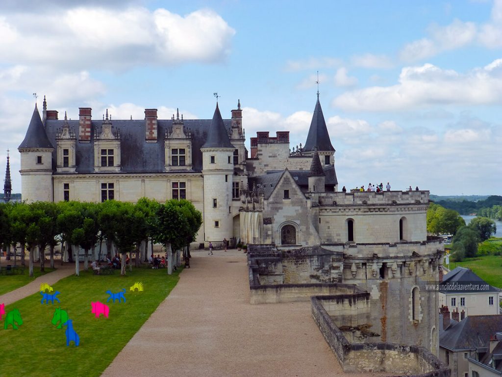 Vista del Castillo Real de Amboise desde los jardines
