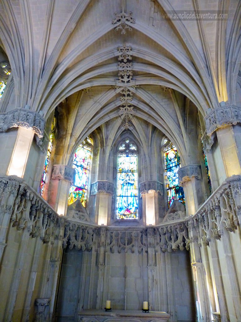 Interior de la Capilla de San Huberto en el Castillo Real de Amboise