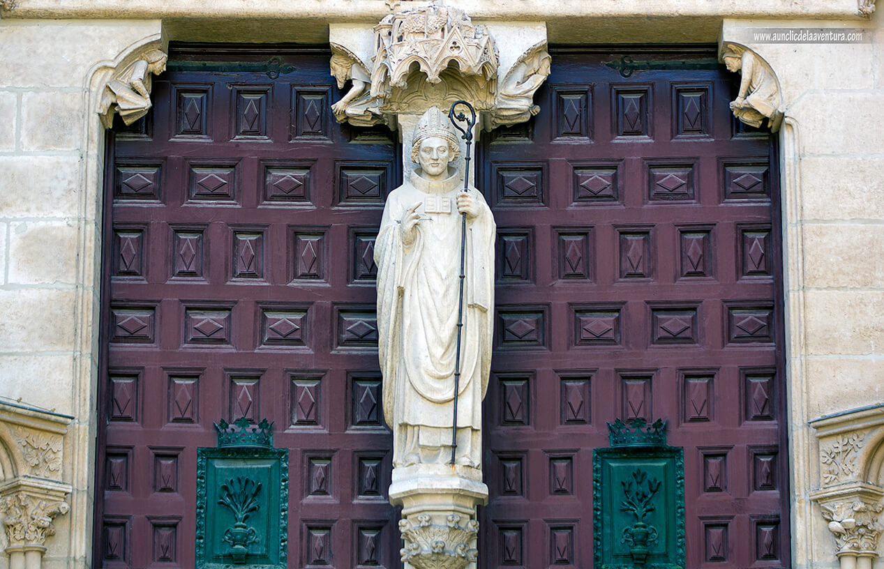 Resultado de imagen de parteluz catedral de burgos fachada