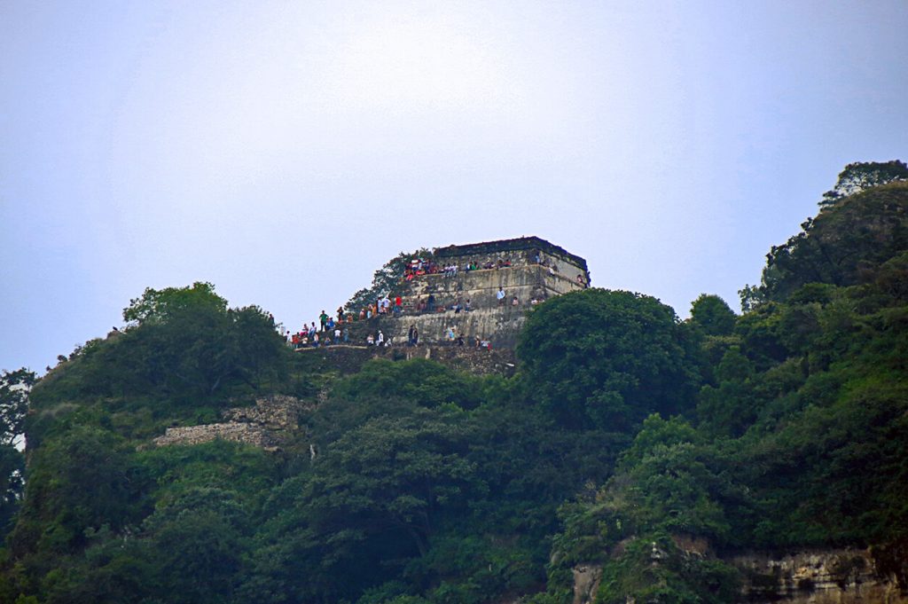 Pirámide Cerro del Tepozteco - pueblos mágicos de México