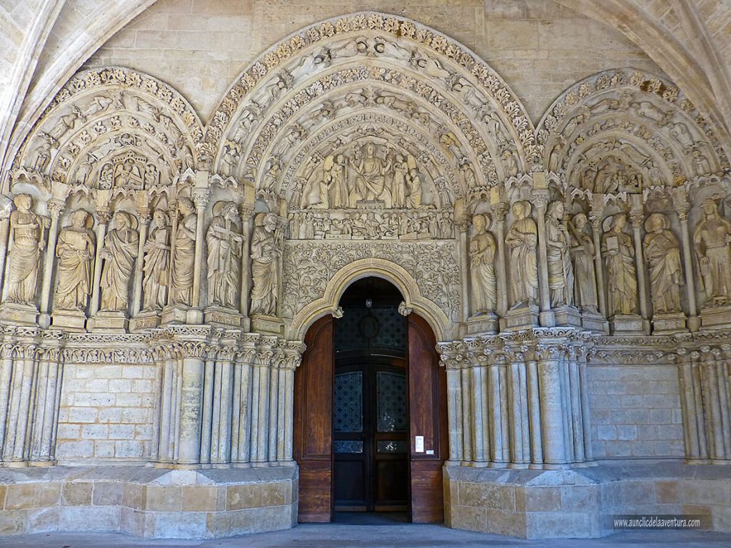 Portada románica de la Basílica de Saint-Seurin - que ver en Burdeos