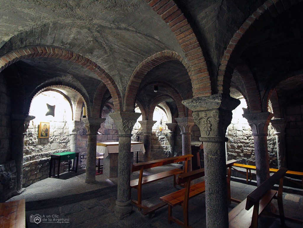 Cripta subterránea de la iglesia de Santa María de Aínsa