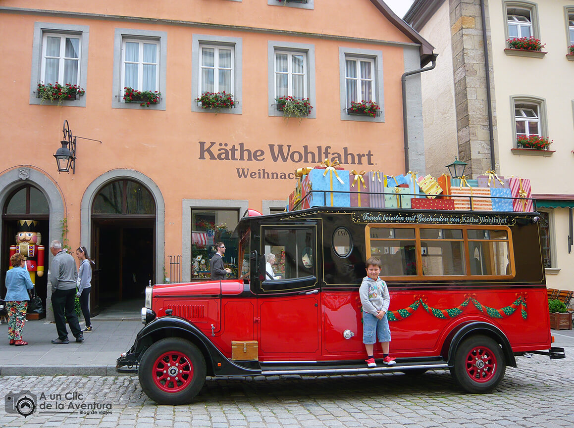 Furgoneta de reparto de regalos de la tienda Käthe Wohlfahrt