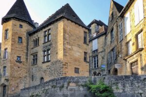 Qué ver en Sarlat en el Périgord Noir de Francia