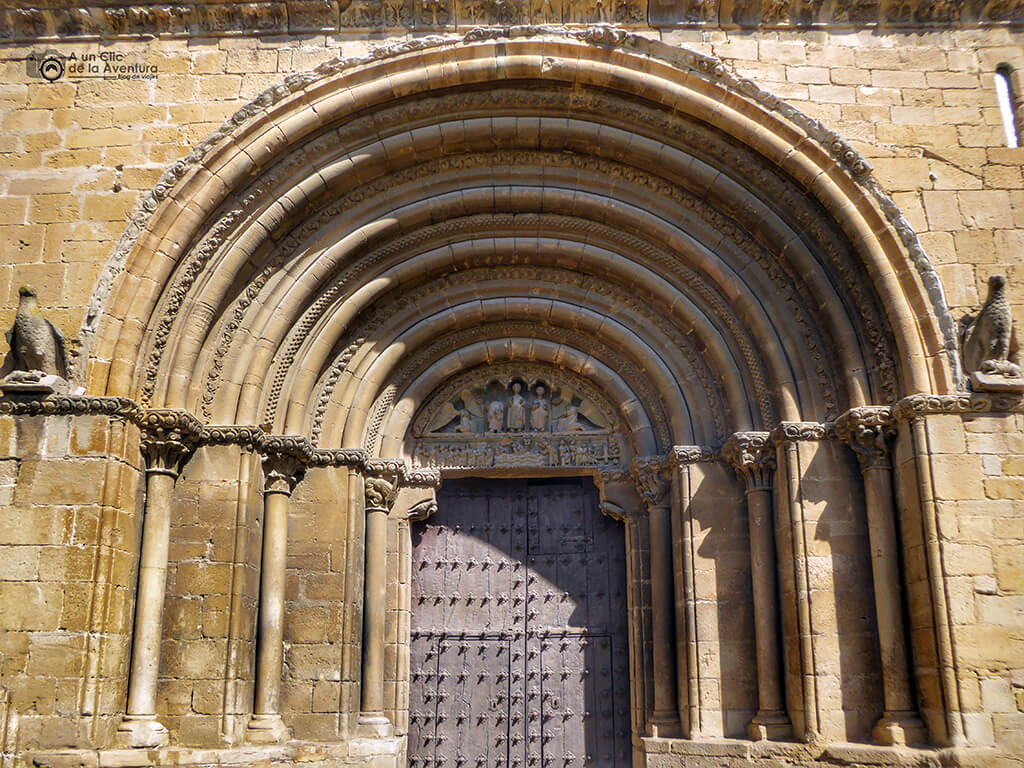 Portada de la Iglesia de San Pedro de Olite