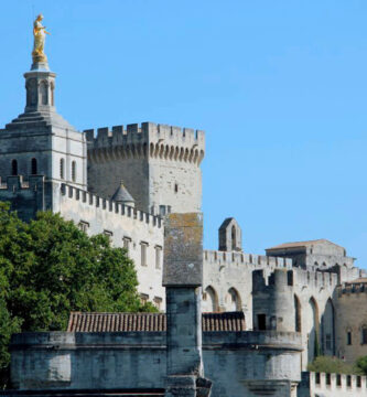 Palacio de los Papas de Avignon en Francia