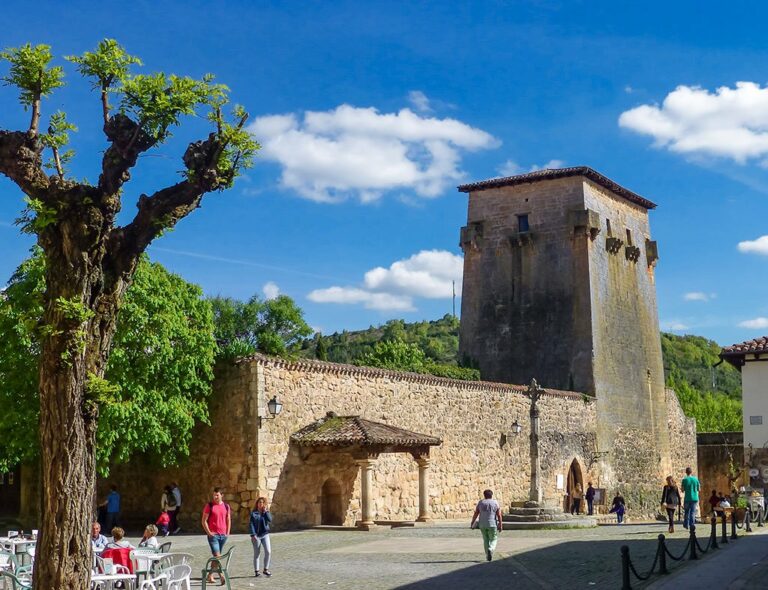 Torreón de Fernán González en Covarrubias, Valle del Arlanza