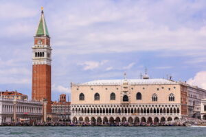 Plaza de San Marcos de Venecia desde el Gran Canal