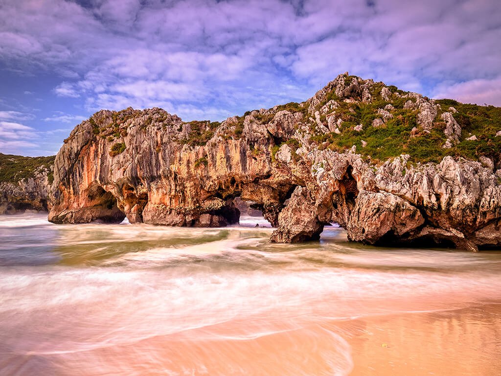 hostilidad Hacer bien Anoi Descubre las 10 playas de Cantabria con más encanto