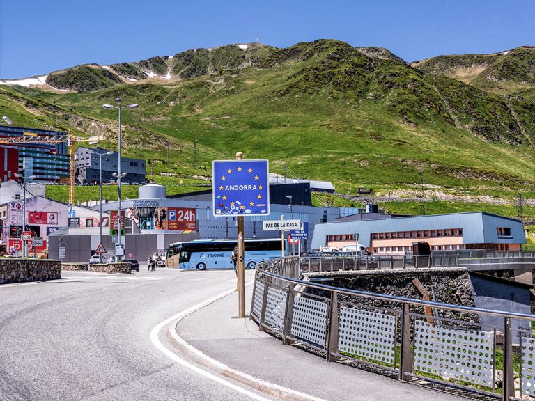 Andorra Pertenece A España O Francia
