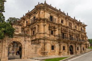 Palacio de Soñanes, Palacios de Cantabria