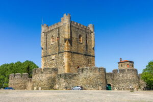 Castillo que ver en Braganza