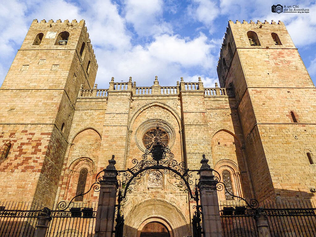 Fachada de la Catedral de Sigüenza