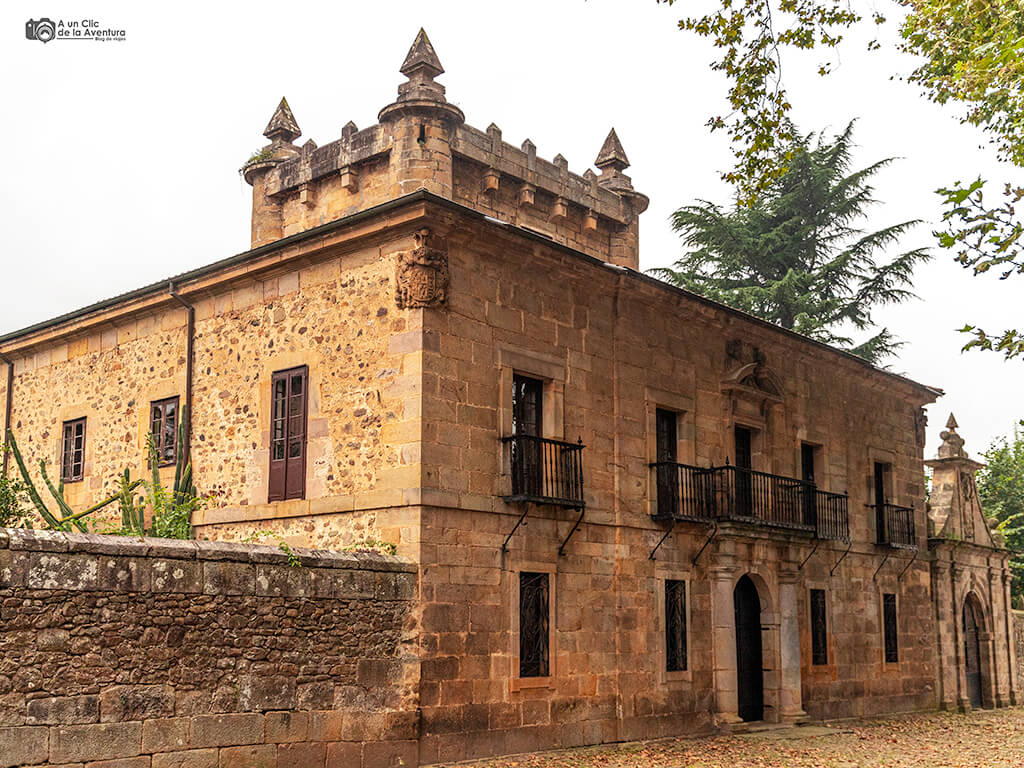Palacio de Donadío en Selaya