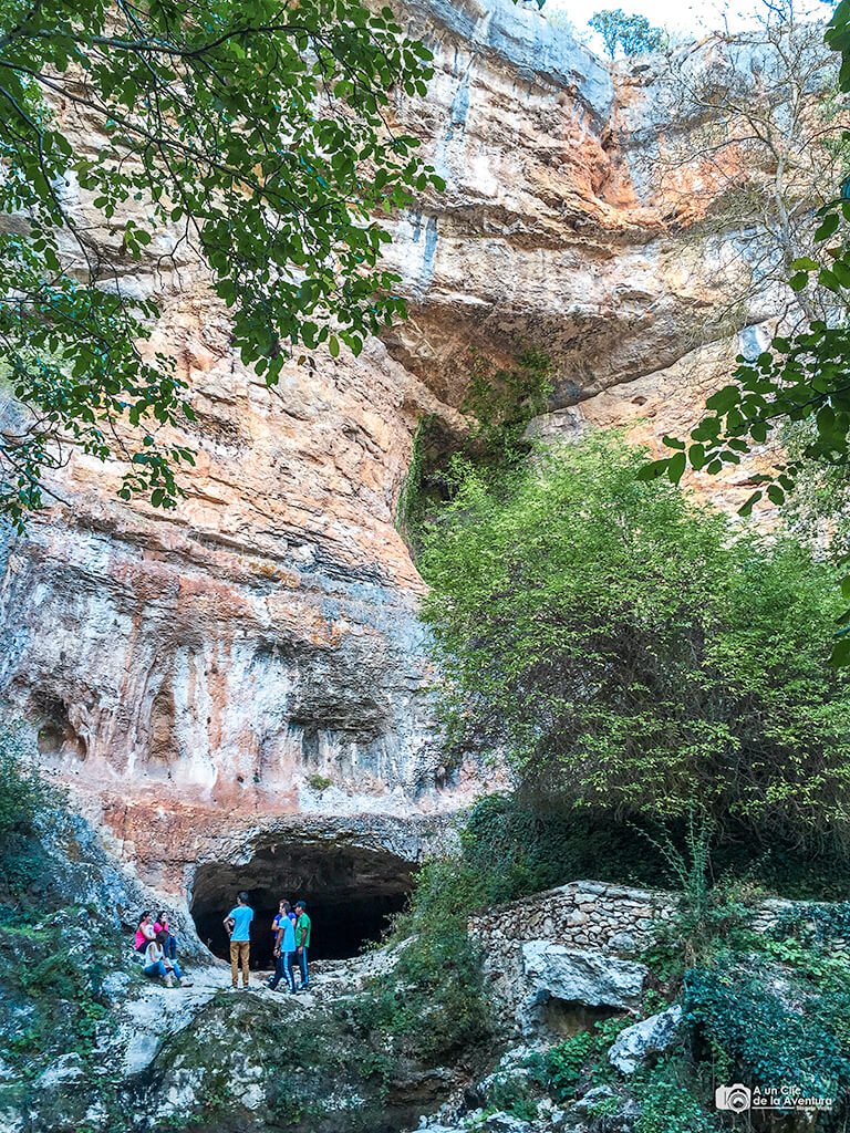Cueva del Agua en Orbaneja del Castillo