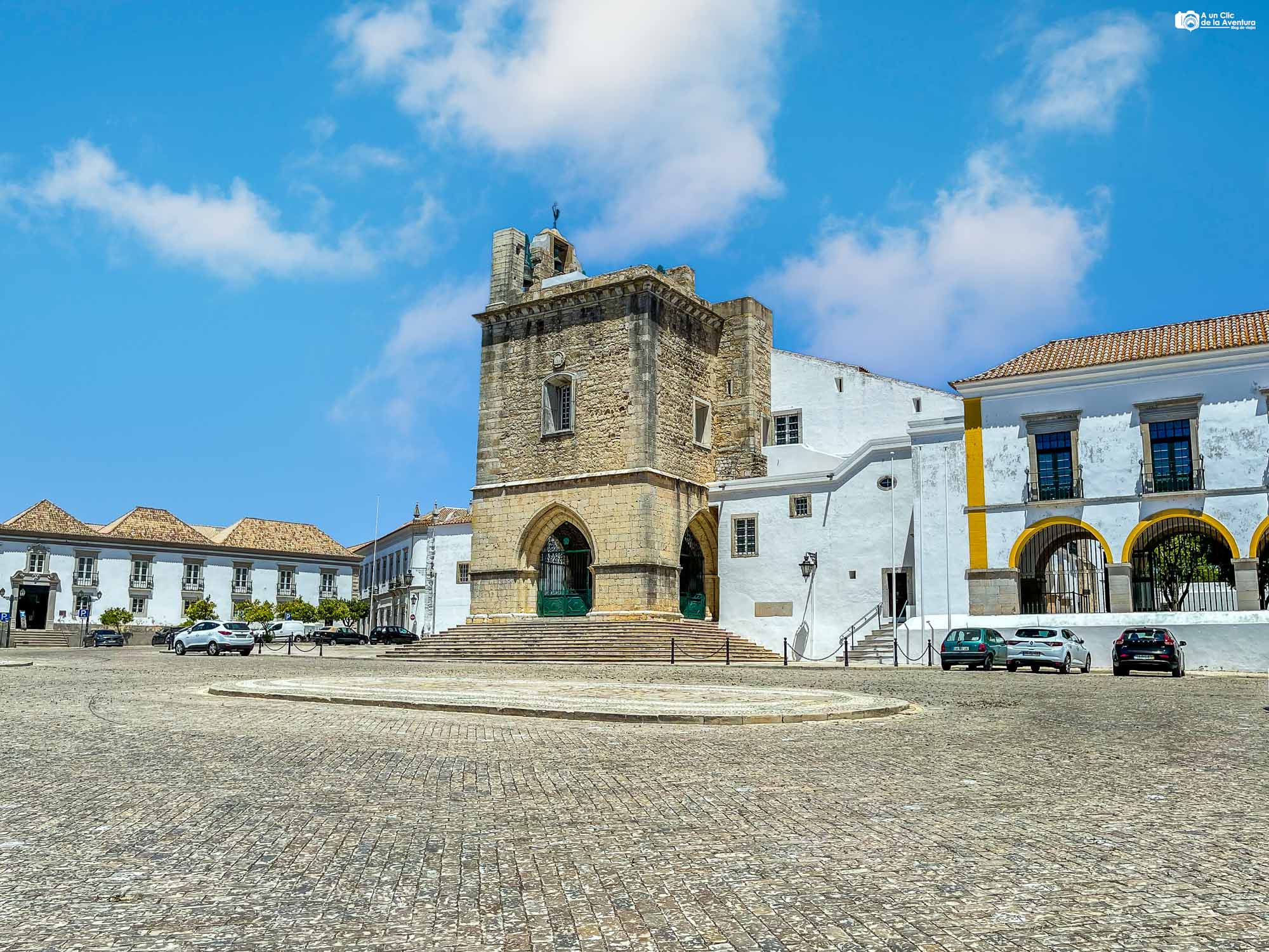 Largo da Se Faro Portugal
