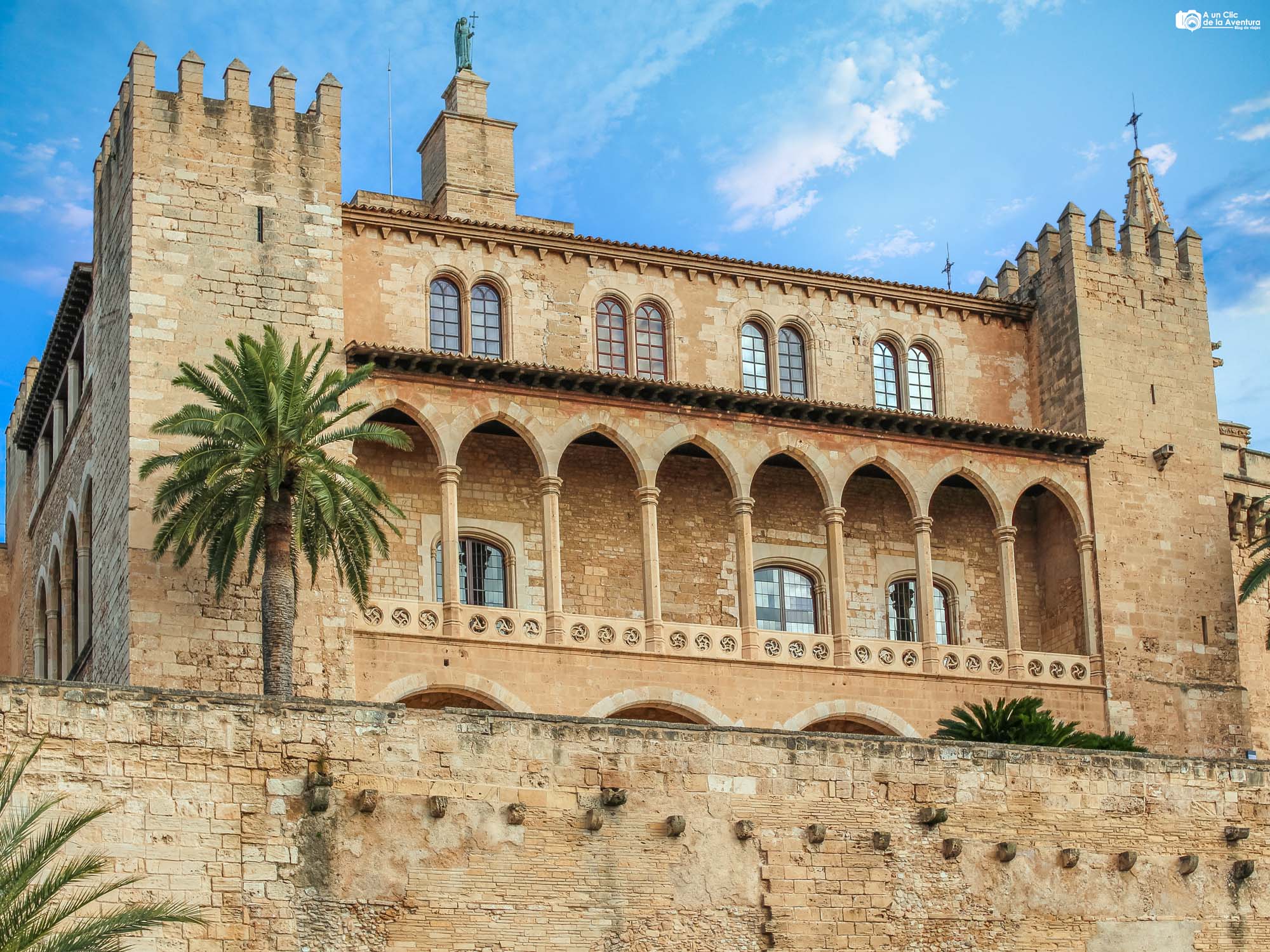Palacio de la Almudaina, Palma de Mallorca - Viajar en verano