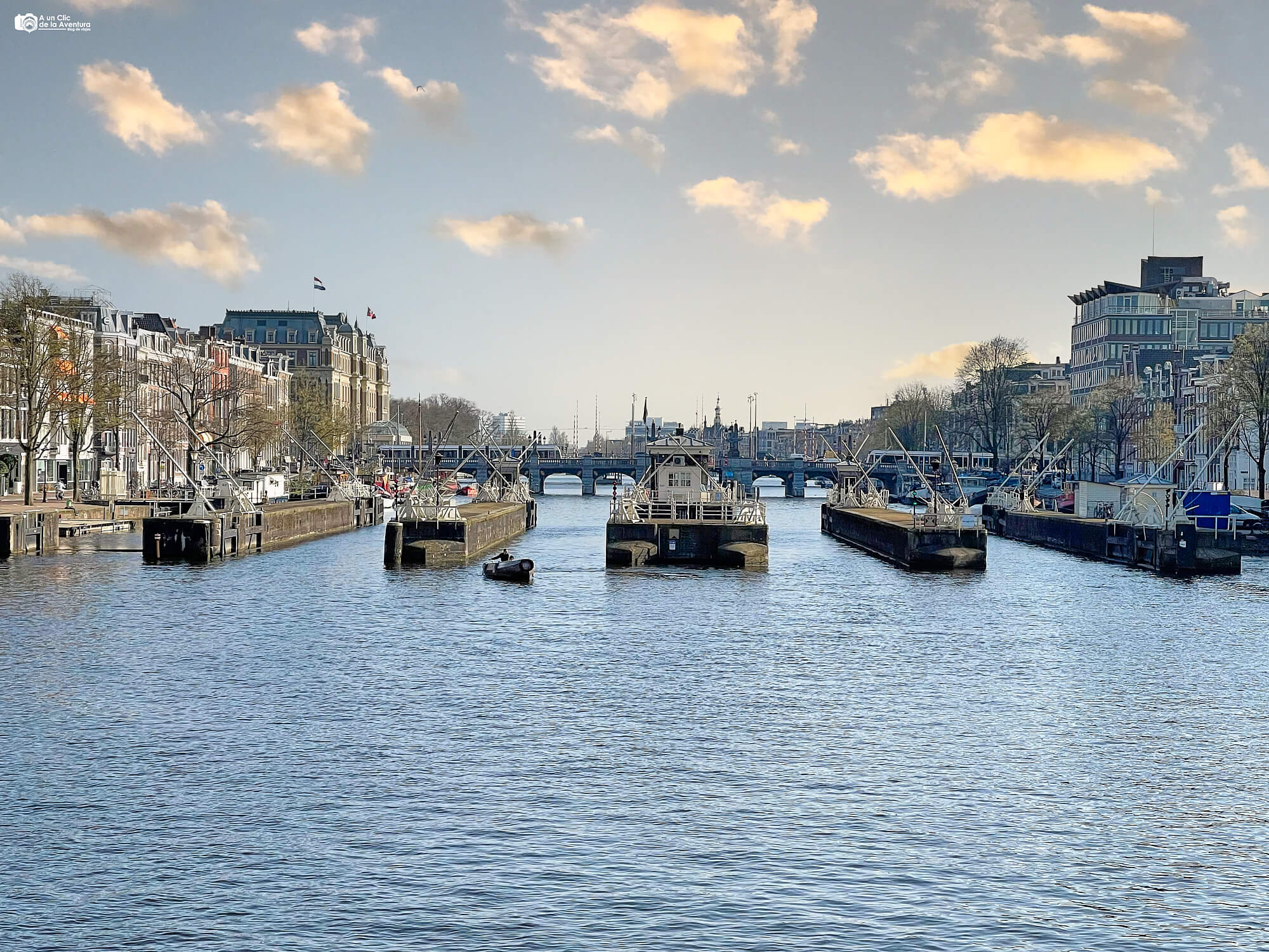 Compuertas del río Amstel, que ver en Amsterdam
