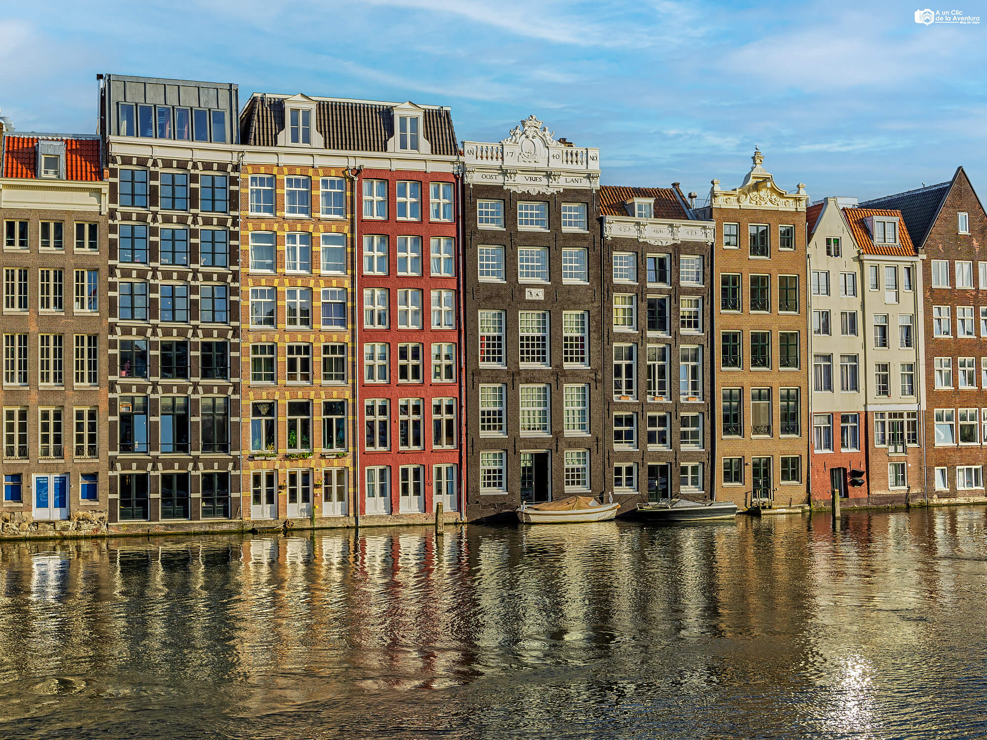 Casas del siglo XVIII de la calle Damrak, que ver en Amsterdam