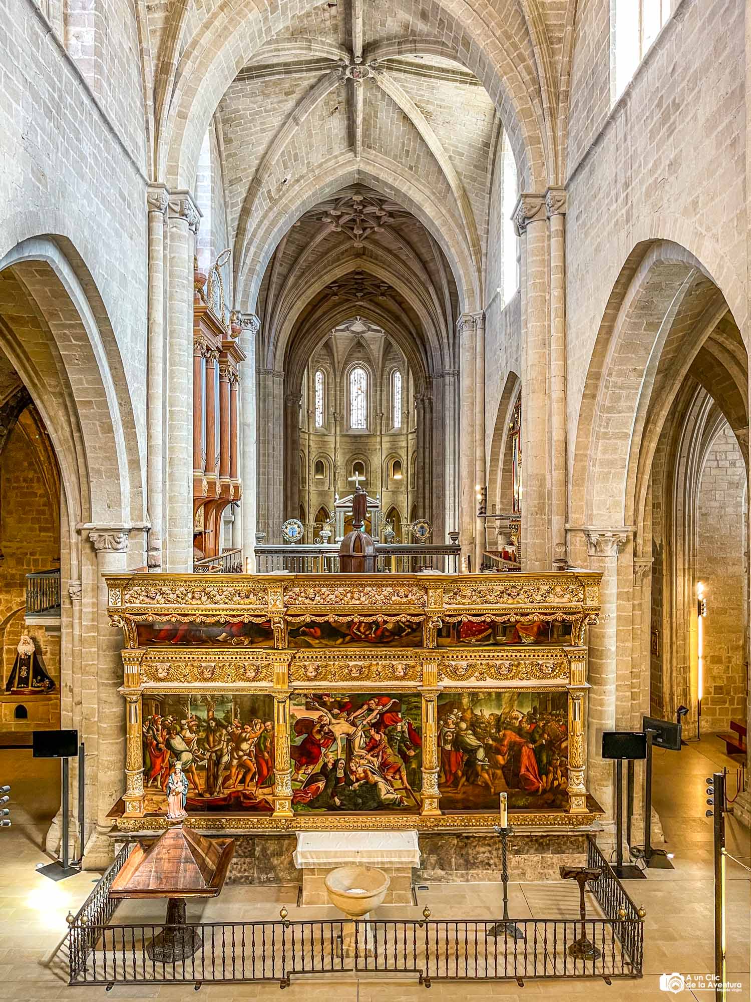 Retablo renacentista del interior de la Catedral de Santo Domingo de la Calzada