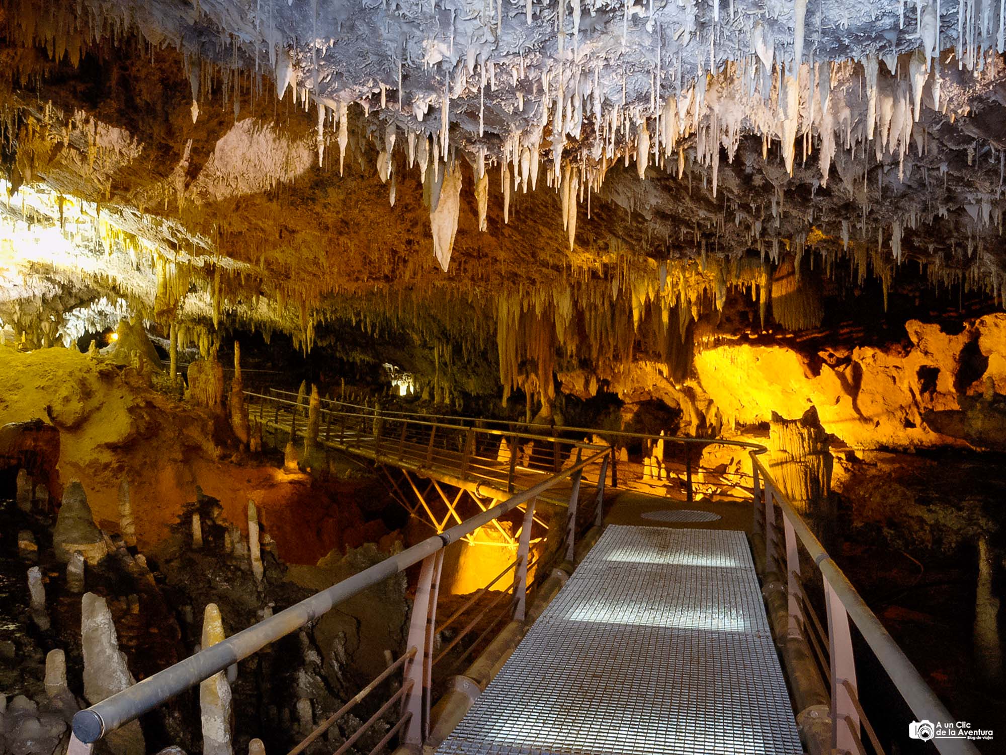 Cueva del Soplao, que ver en los alrededores de Comillas
