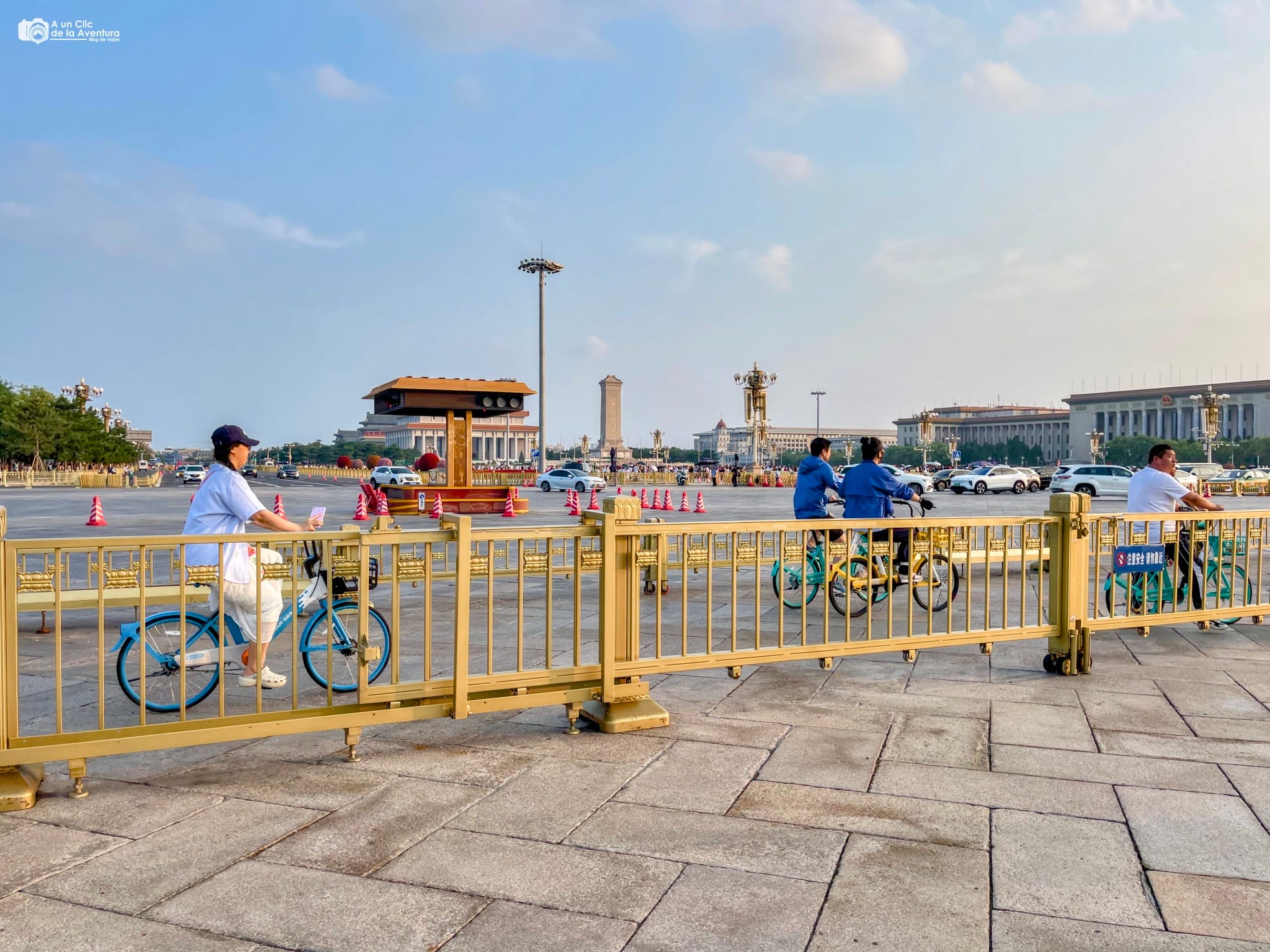 Bicicletas en la Plaza de Tiananmen de Pekín