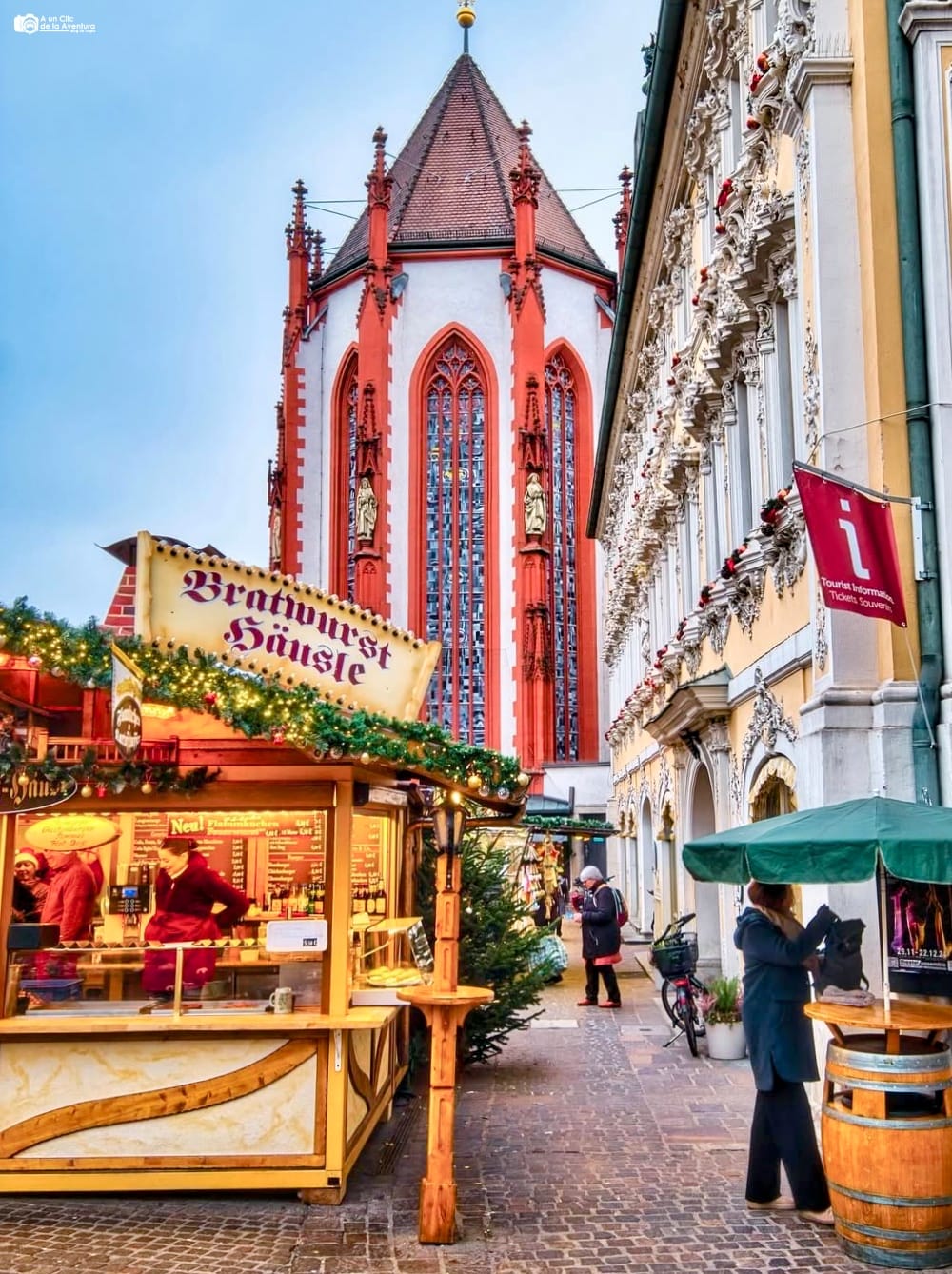Mercado navideño en la Marktplatz de Würzburg